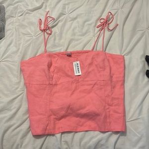 Pink Old Navy crop top.